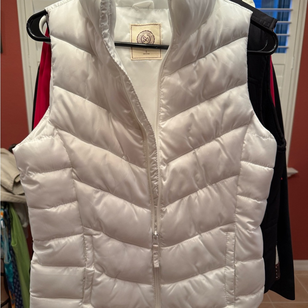 Authentic American Heritage White Puffer Vest